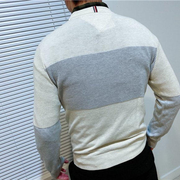 Tommy Hilfiger 78J1678 280 Sweater NWT - Picture 3 of 11